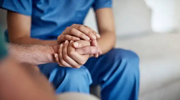 Swollen Feet After Birth When To Worry